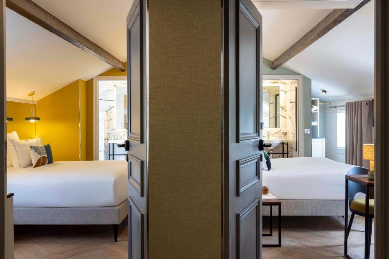Double Room Exotique