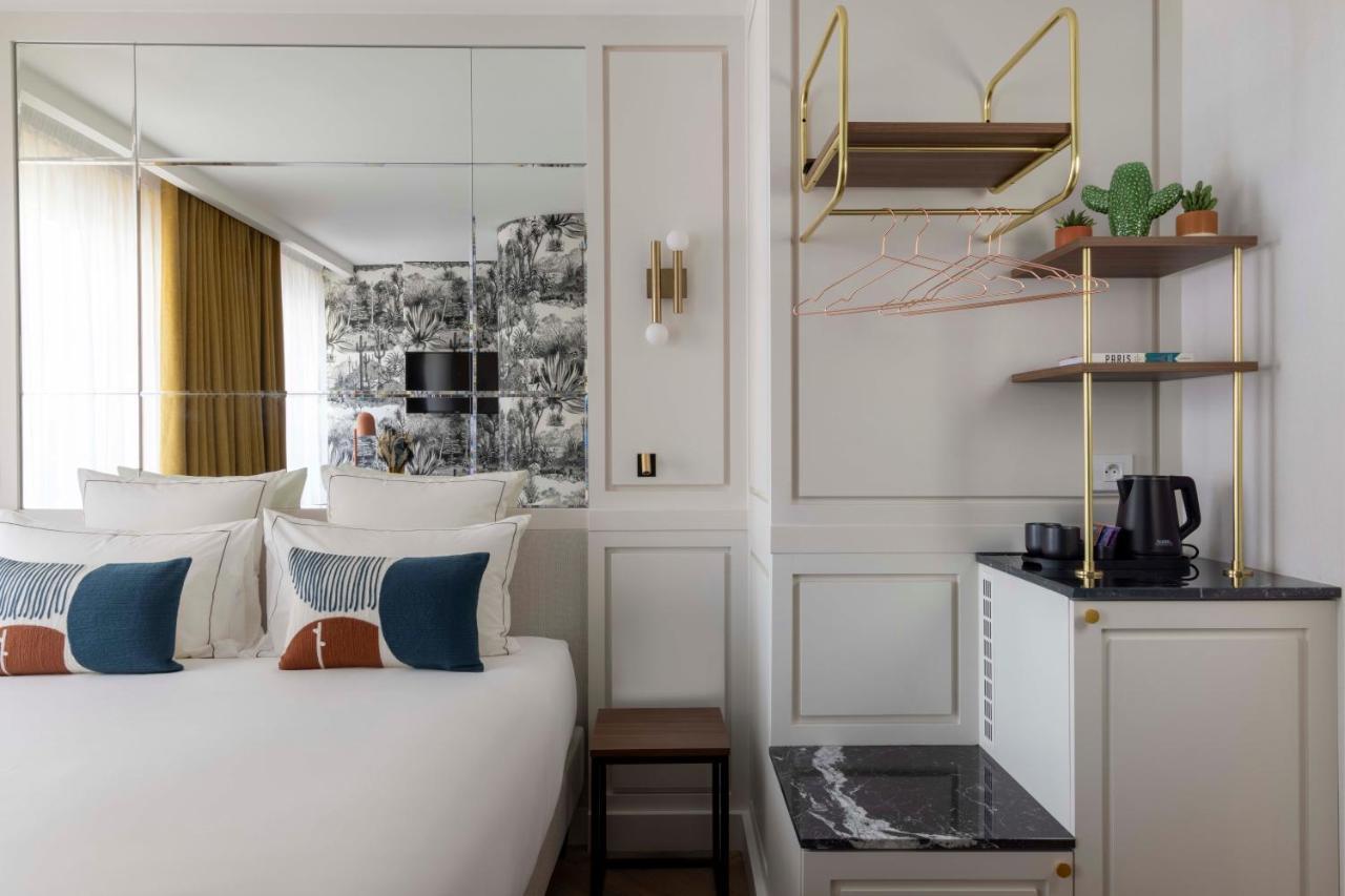 Double Room Exotique