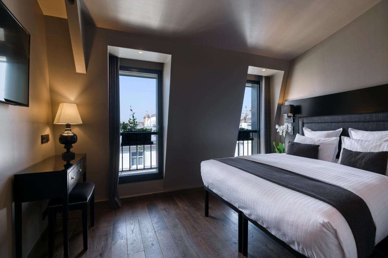 Room Top Floor
