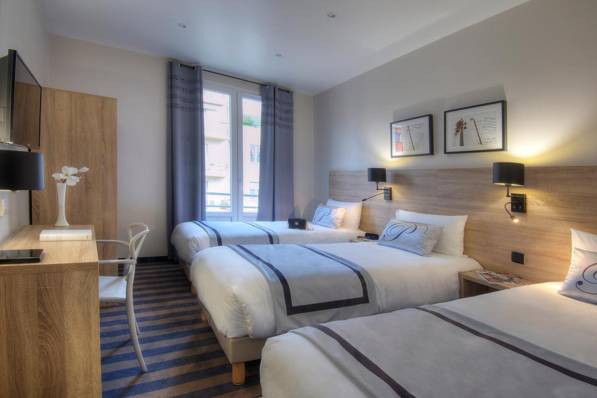 Triple Room