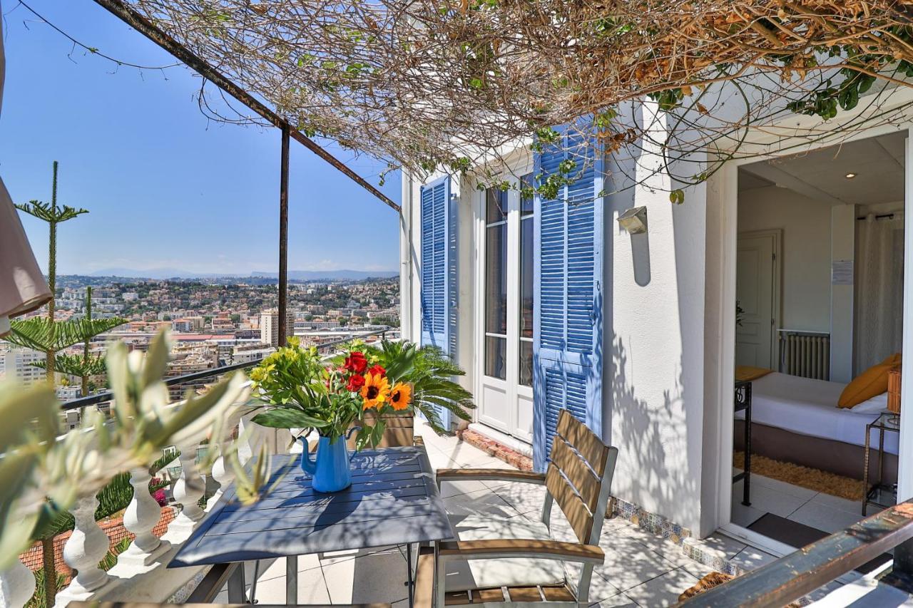 Triple Room Terrace