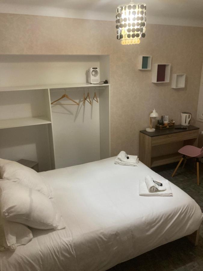 Double Room Private Bathroom