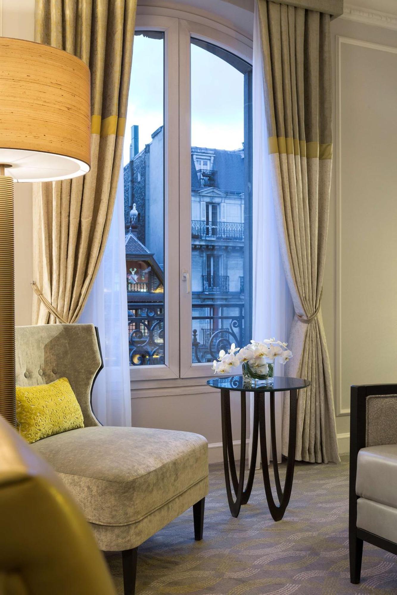 Executive Room