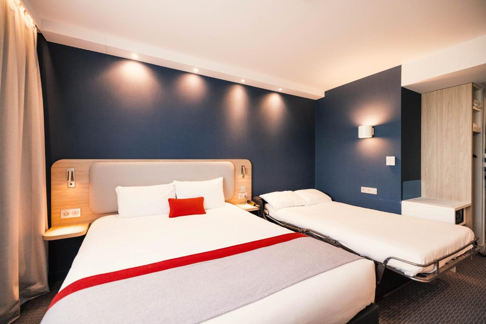Standard Double Room Sofa Bed