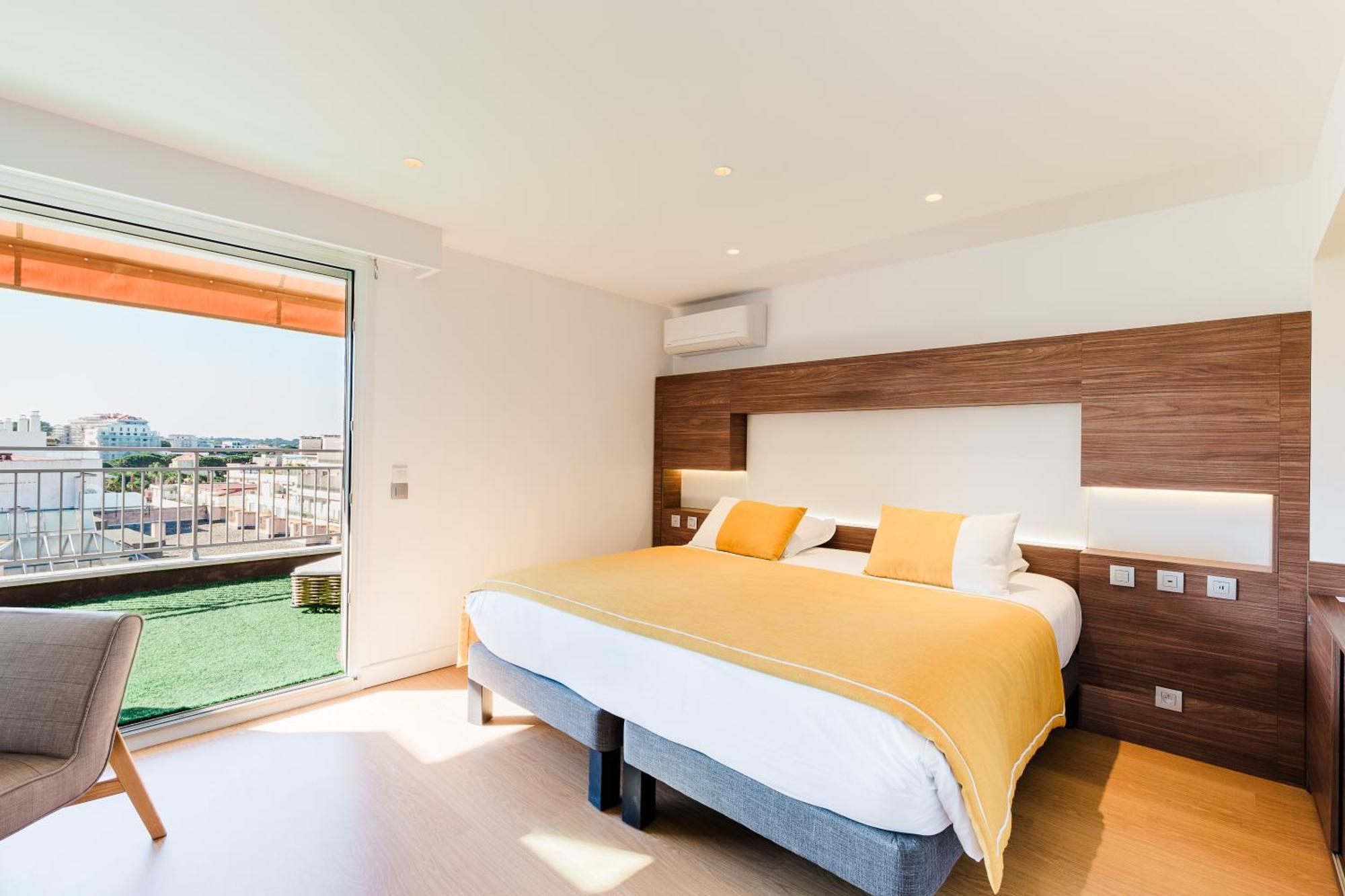 Junior Suite City View