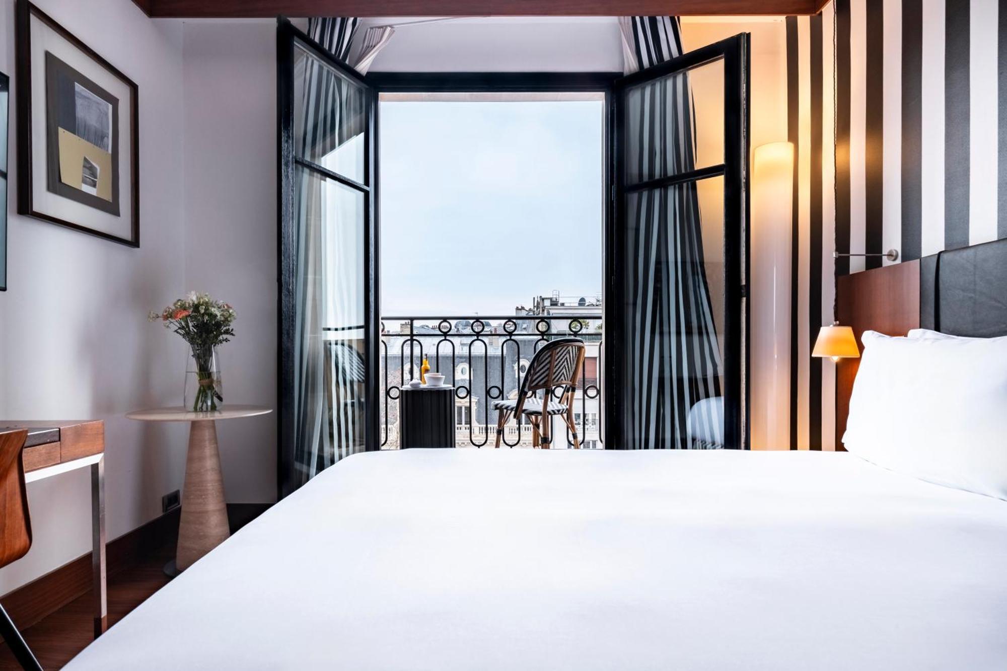 Chambre Prestige Balcon Arc De Triomphe