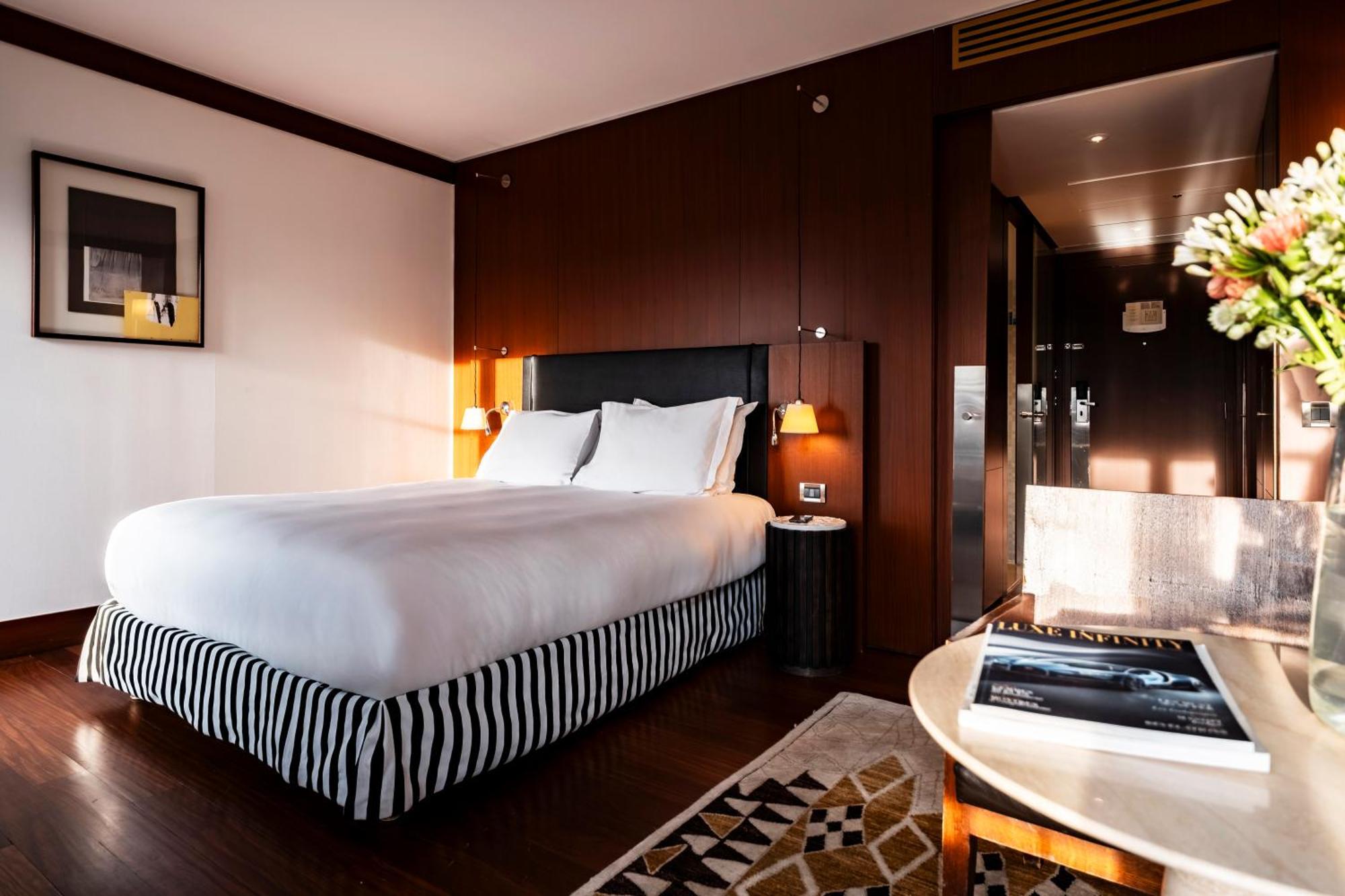 Chambre Prestige Balcon Panoramique Arc De Triomphe