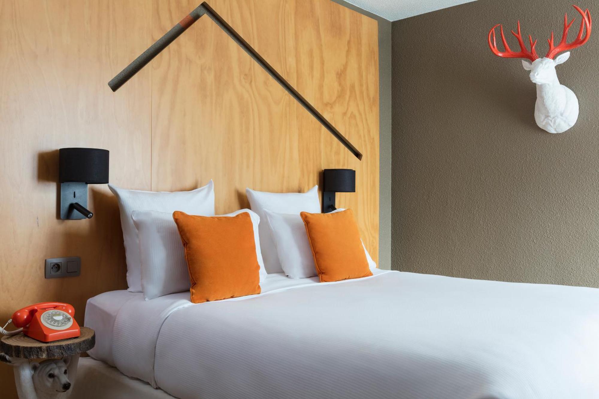 Double Room Shower
