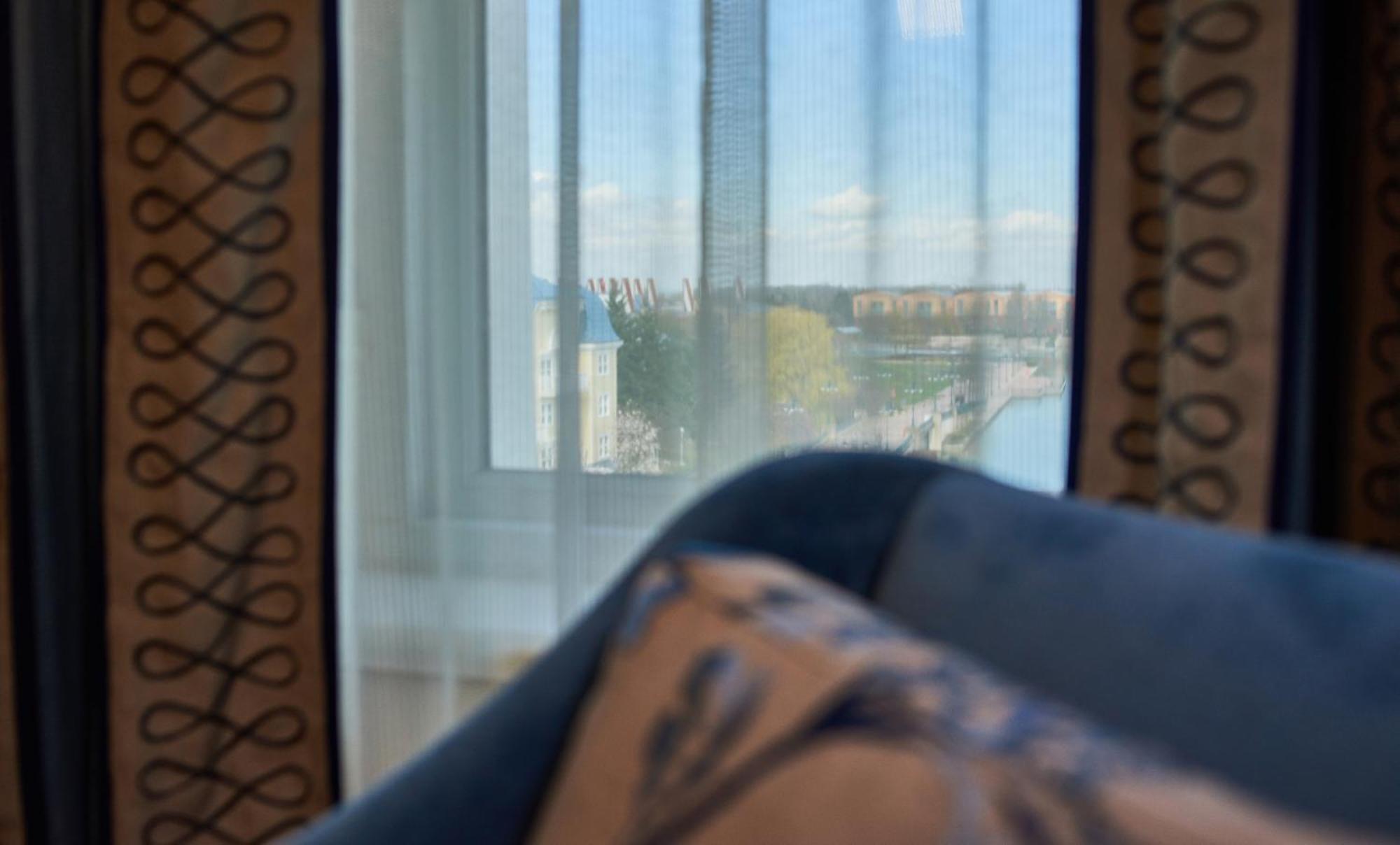 Compass Club Room