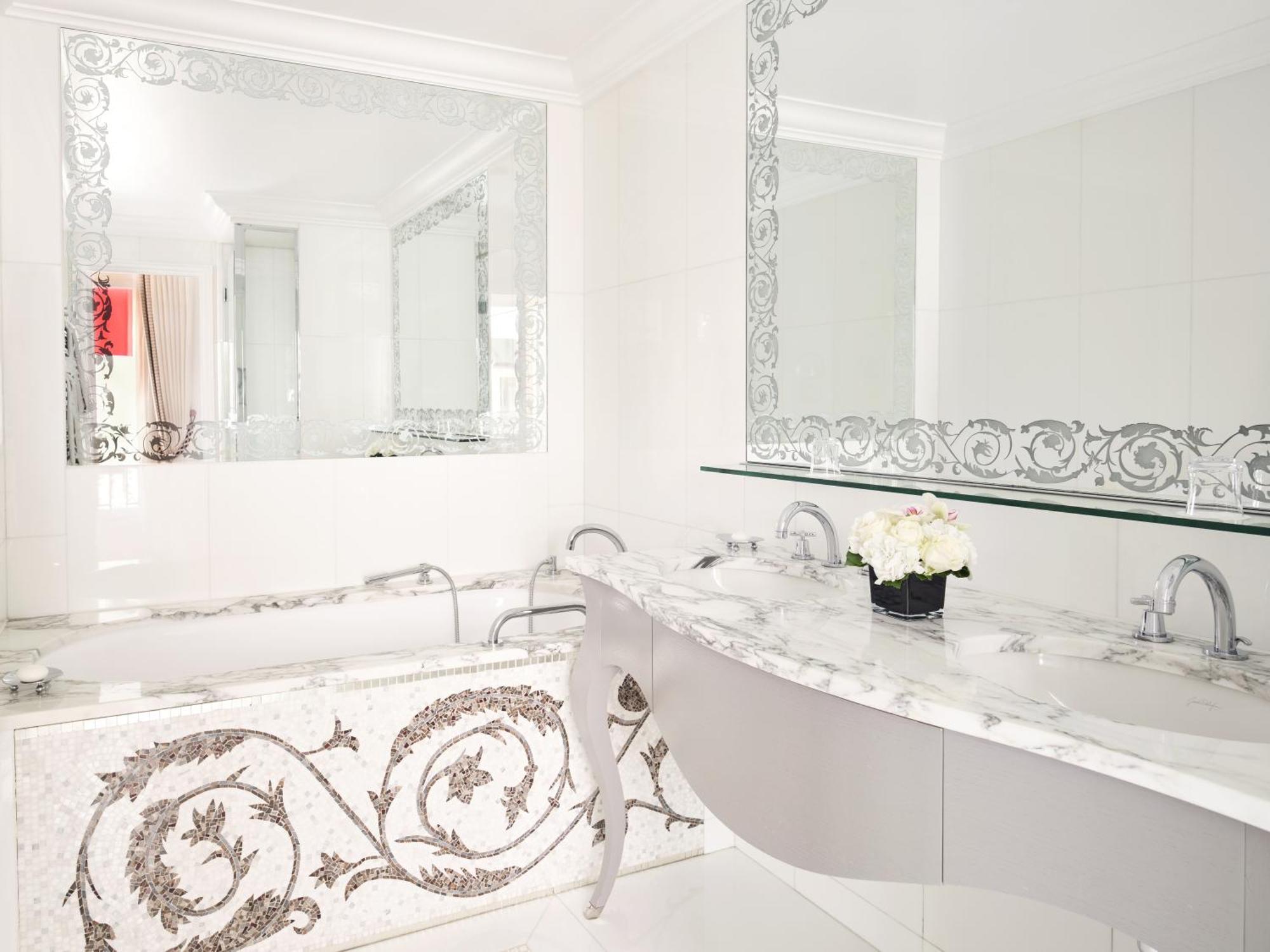 Deluxe Junior Suite