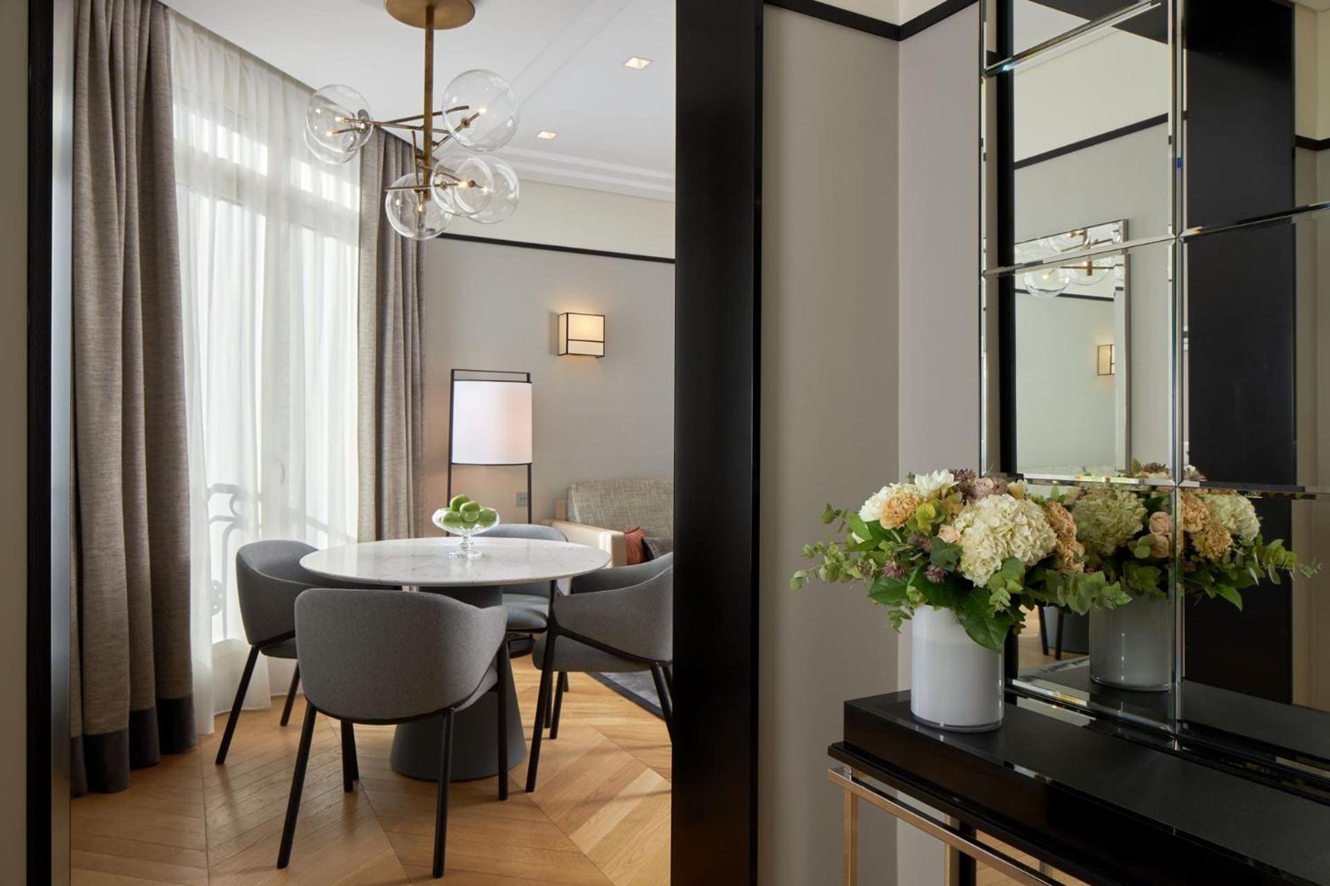 One Bedroom Premier Suite