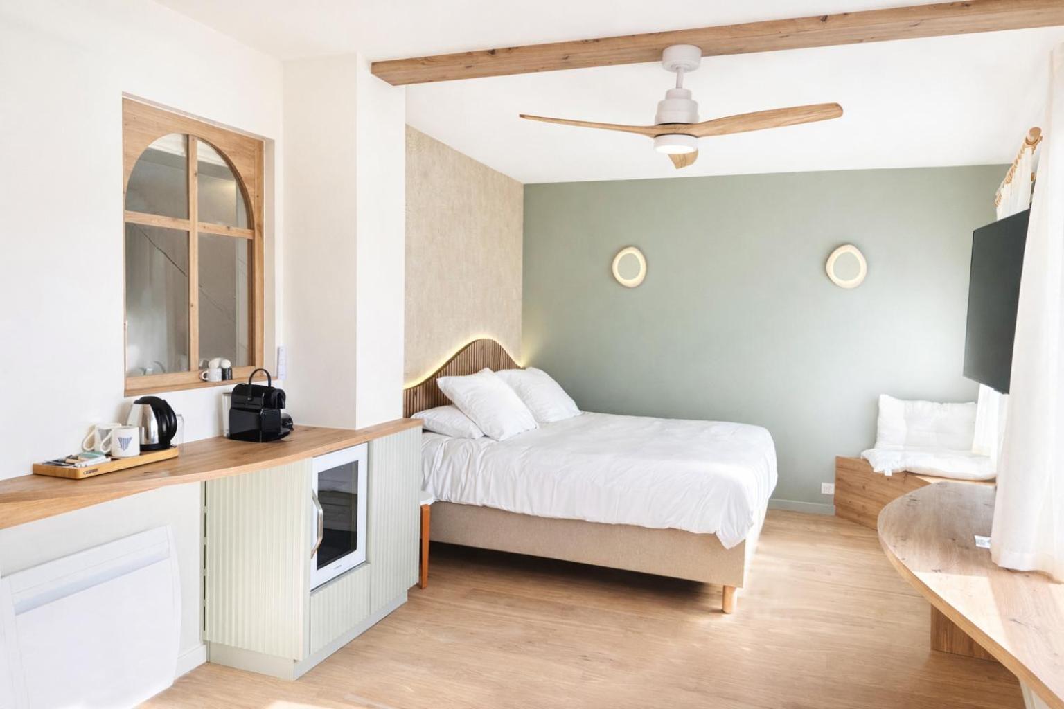 Deluxe Family Room