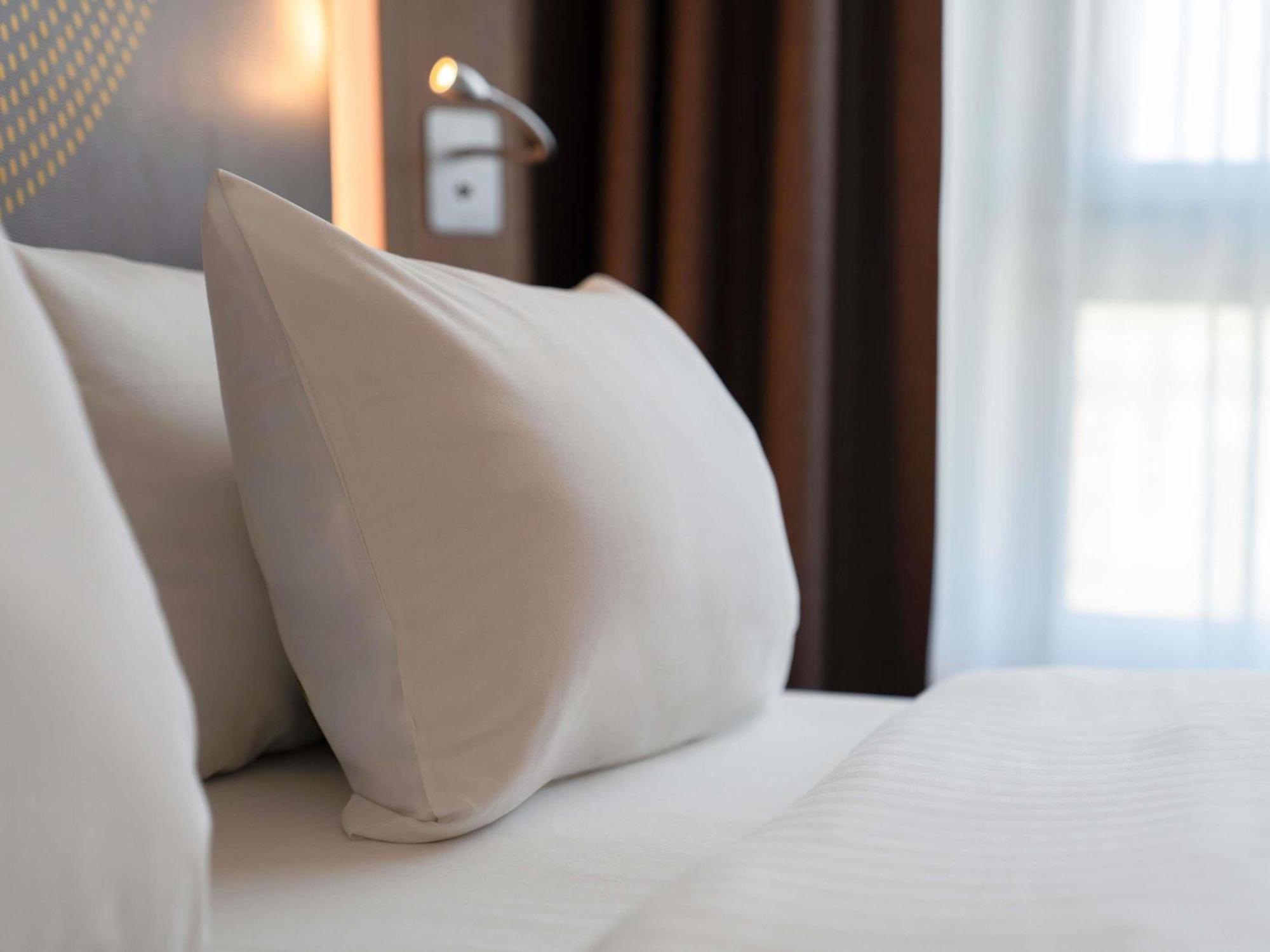 Standard Double Room Queen Size Bed