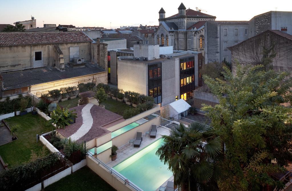 Superior Doppelzimmer mit Pool und Gartenblick