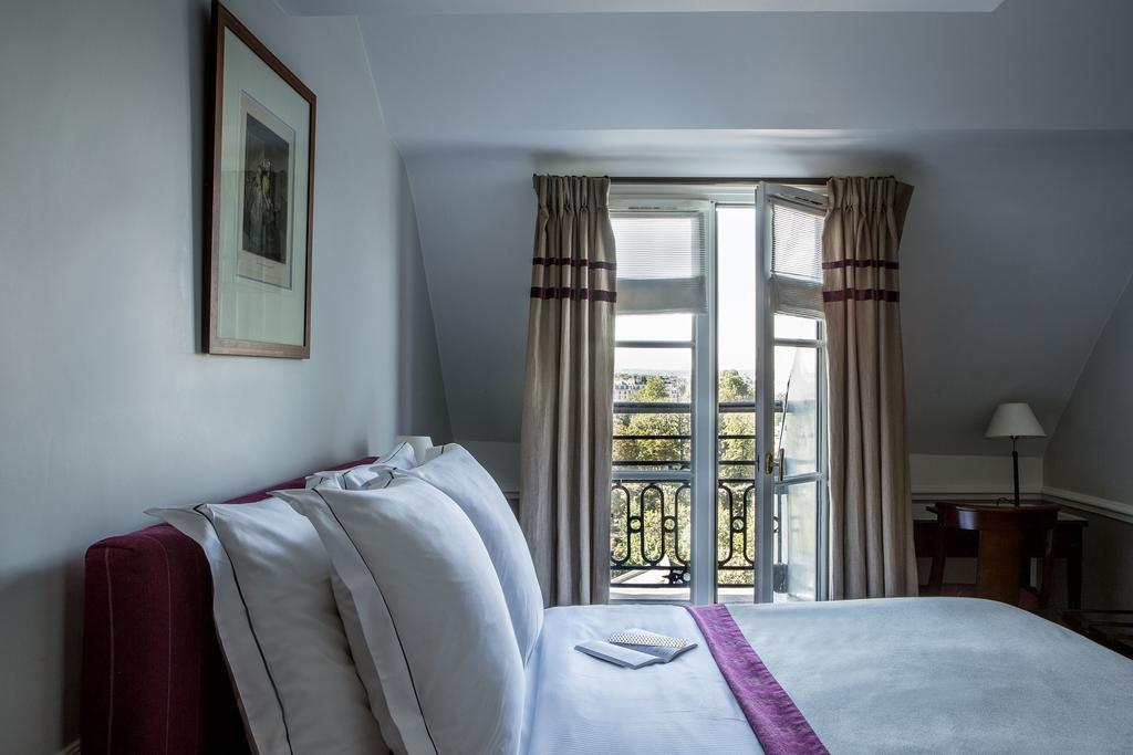Deluxe Double Room Paris view
