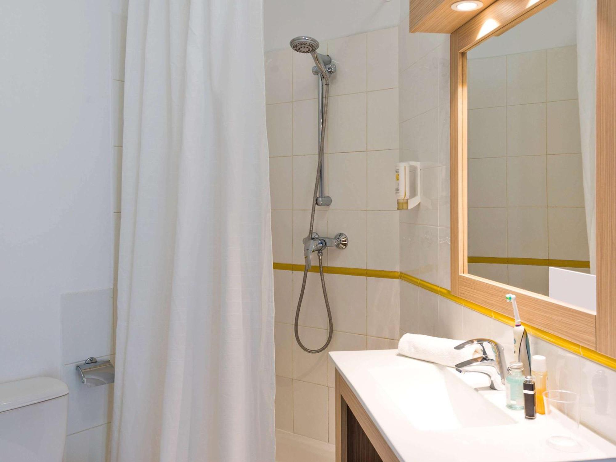 Studio Balcony