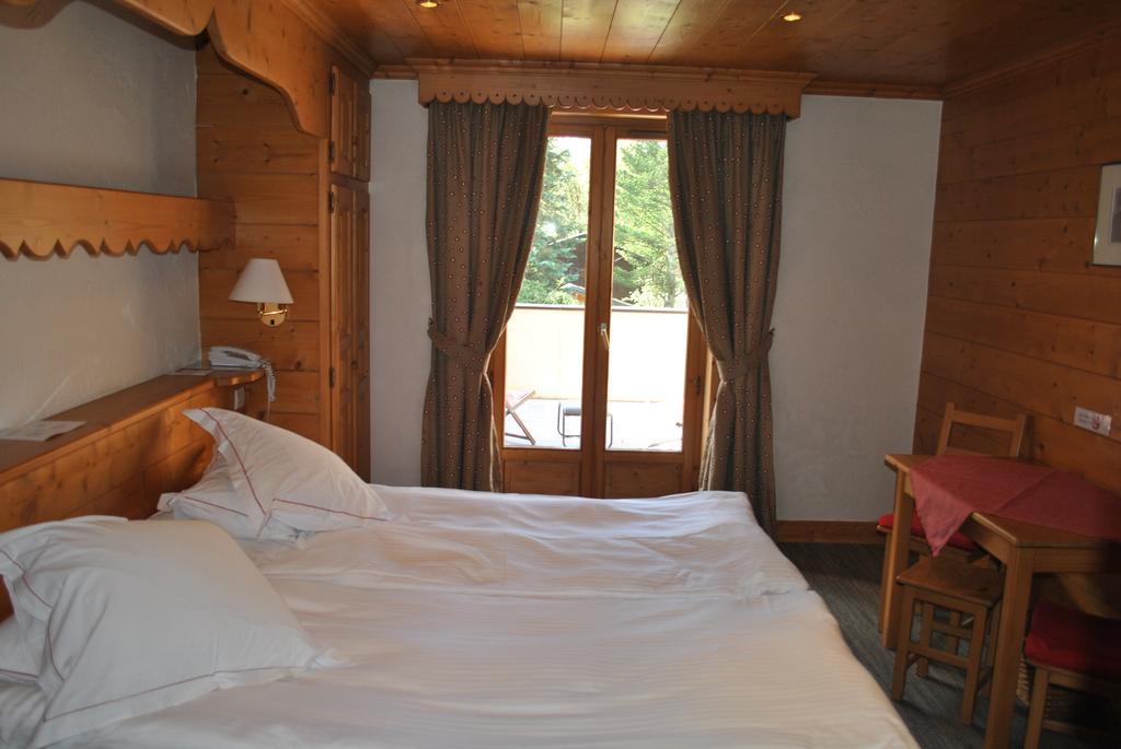 Double Room Mountain View