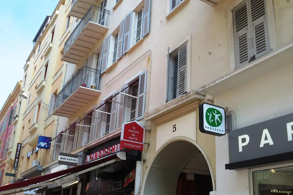 Interieurs-Cour-1