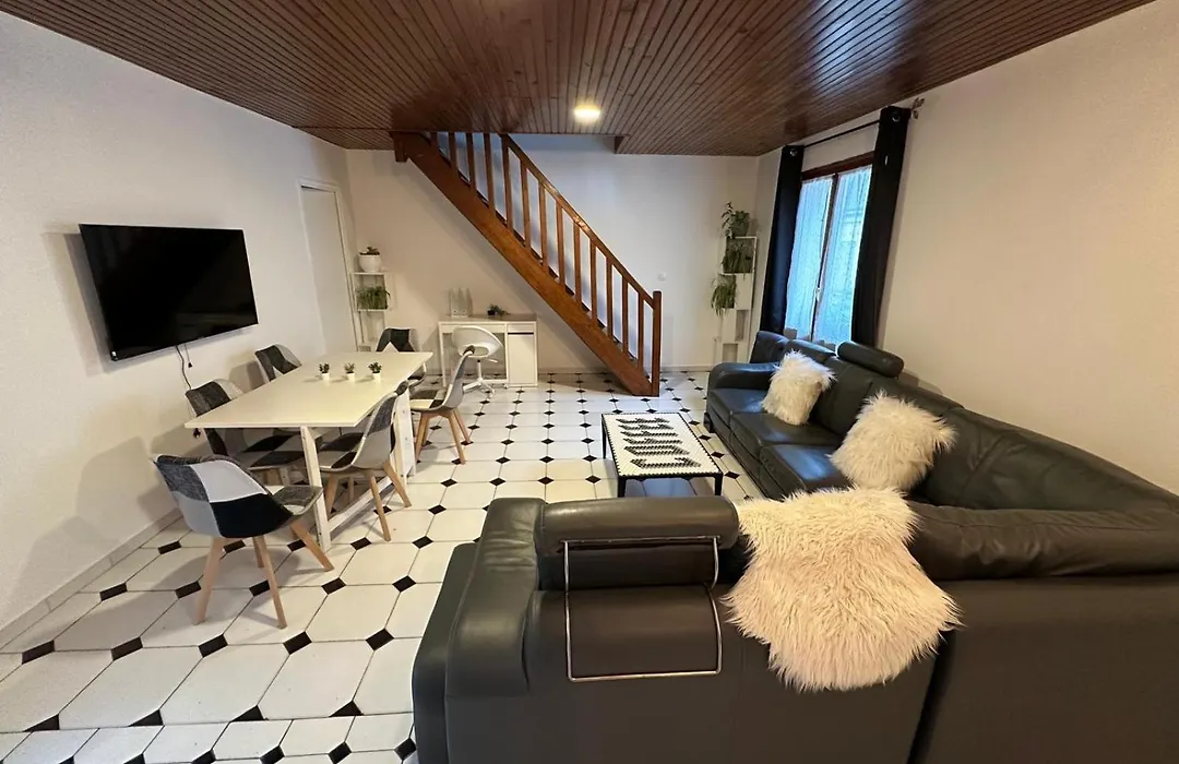 Agréable appartement dans une maison-1