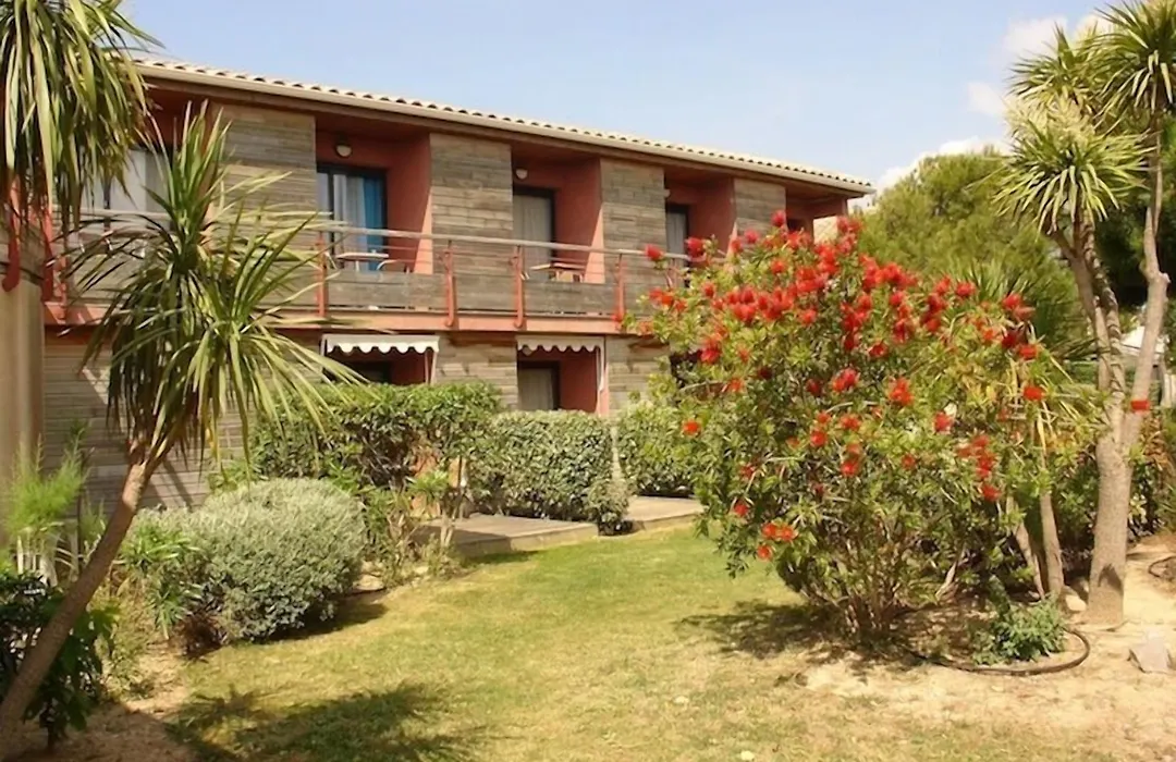 Hotel Le Phoebus Garden & Spa-1
