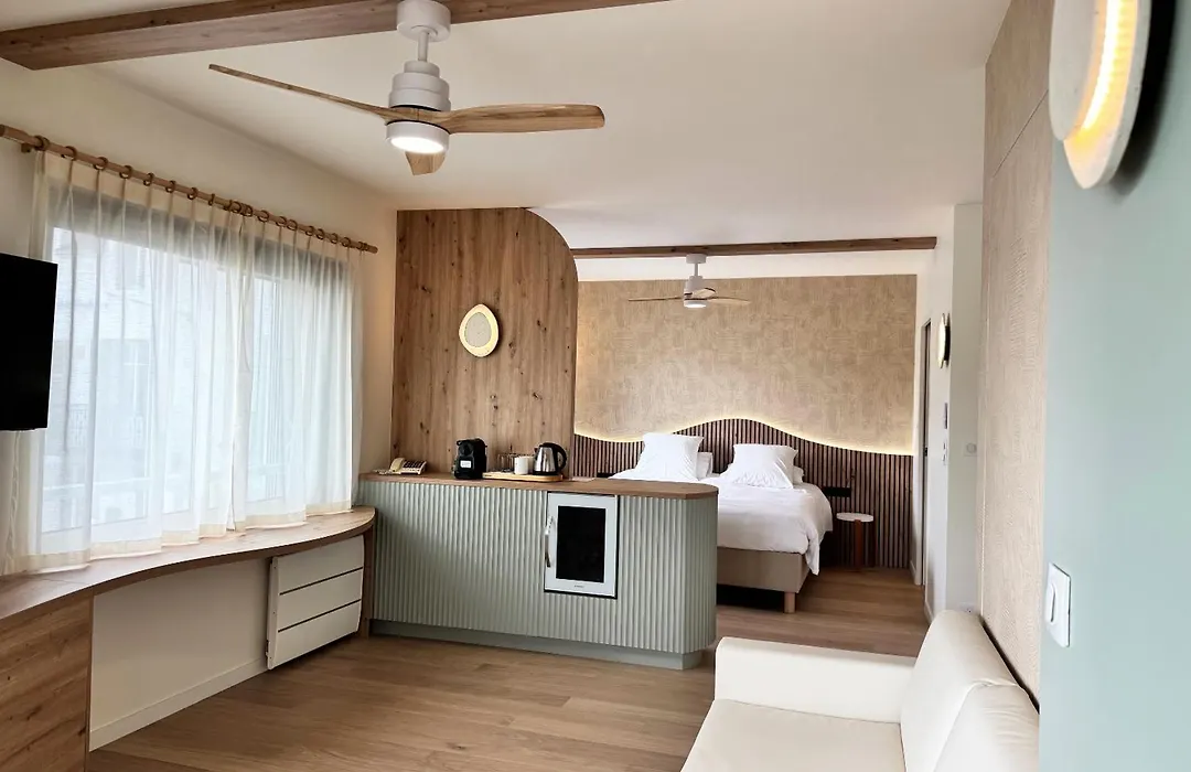 Hôtel Beau Soleil-1