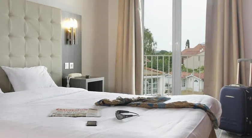 Hotel The Originals Perpignan Sud Le Grillon D'Or-1