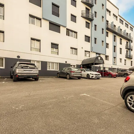 Logis Hotel Center-2