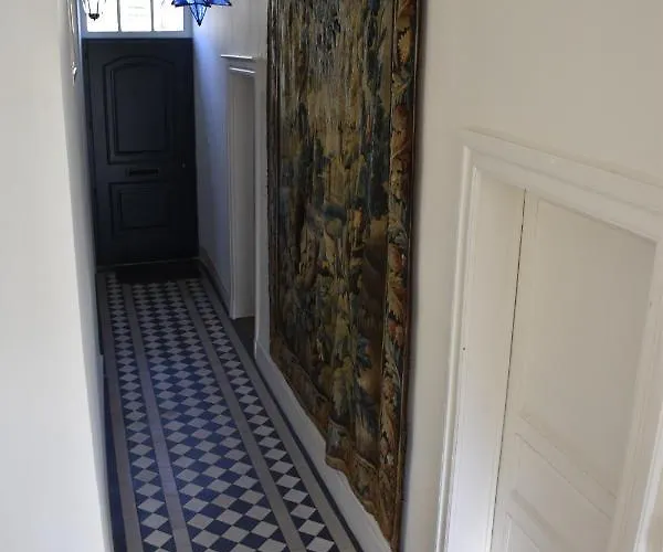 Bed and Breakfast Jardin Secret à Moulins 