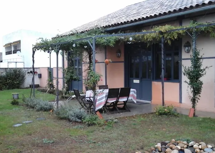 Bed and Breakfast L Atelier à Casteljaloux