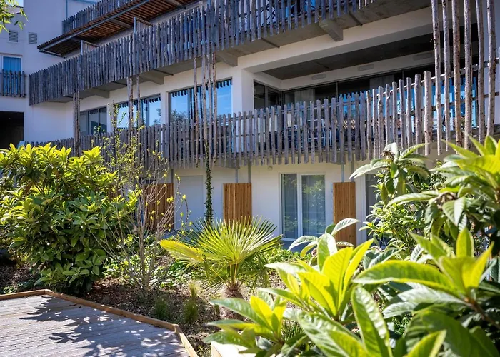 Athome Residence Et Spa La Rochelle 
