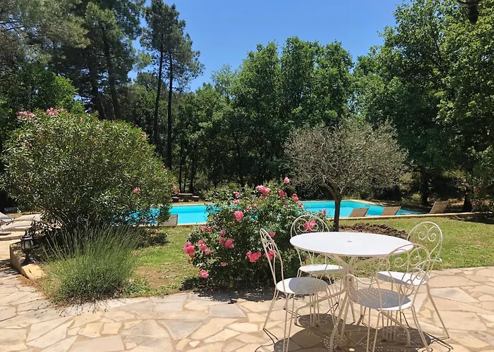 Le Clos des Cigales Roussillon en Isere
