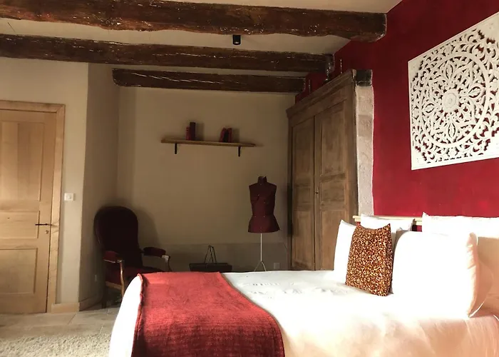 Maison Lapopie chambres et gîte Saint-Cirq-Lapopie