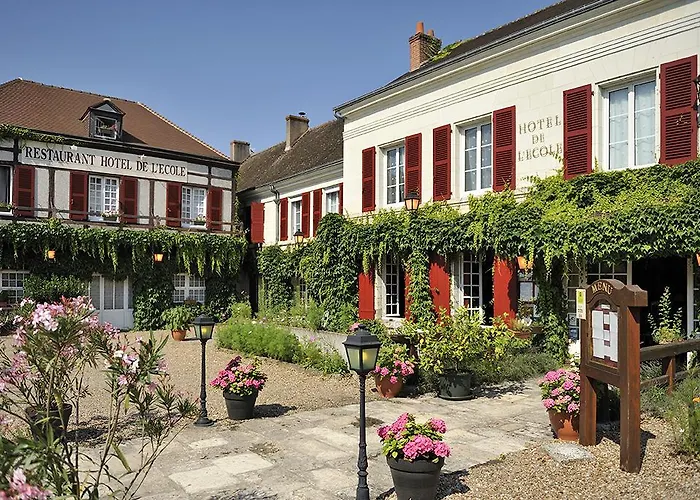 Logis Hôtel Auberge De L'ecole Pontlevoy