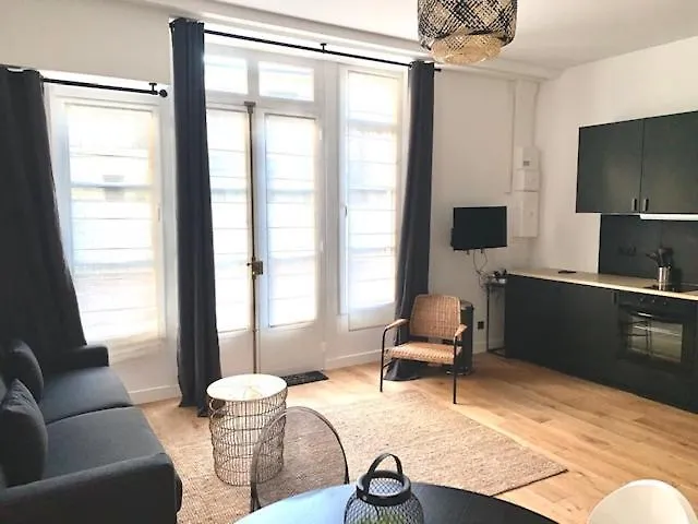 Luxe Parisien - Petit Varenne