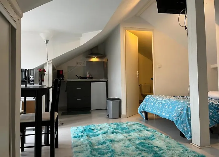 Hotel Studio-Meublé HyperCentre à Poissy