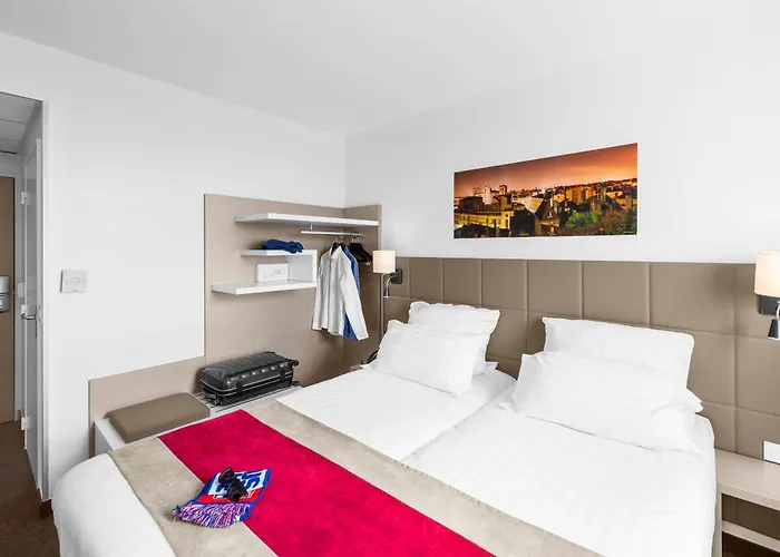 Hoteles en Meyzieu