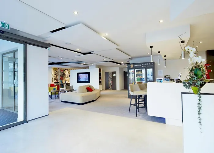 Hotels in Noyers-sur-Serein