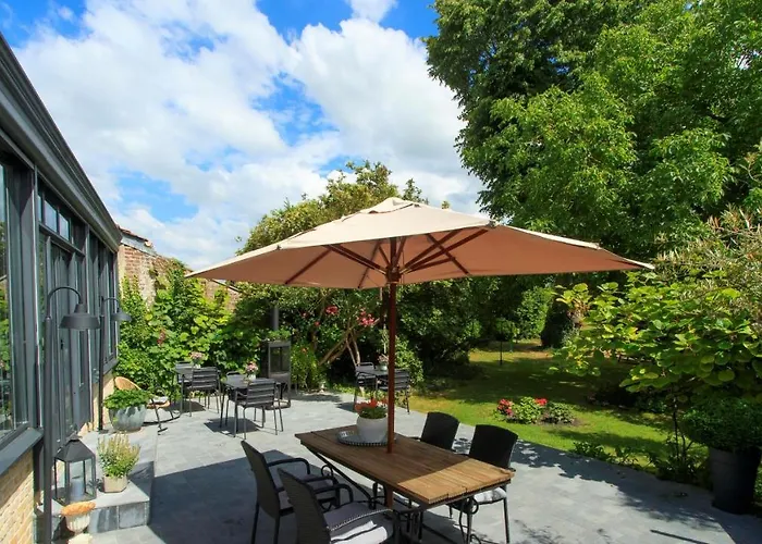 Hotel Les Berges à Bourbourg