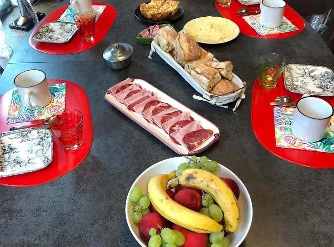 Chez Cathy Et Leo Bed & Breakfast Dinan