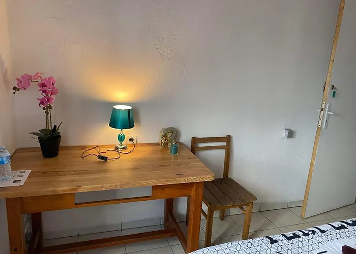 Chambre D Hote A 10 Minutes A Pied De La Gare Alès