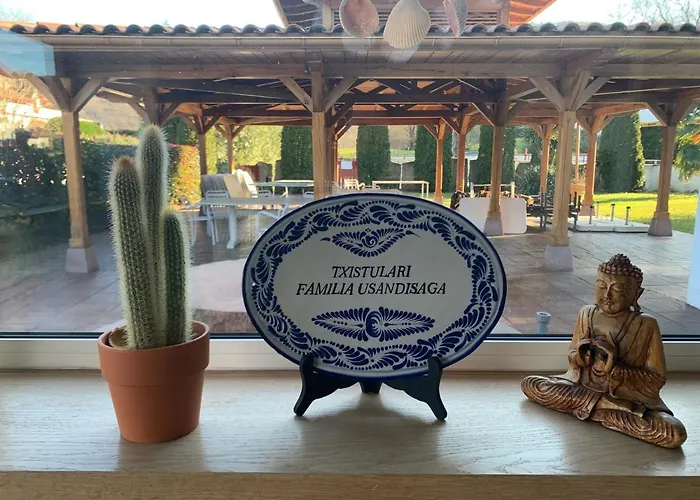 Hotel Restaurant Txistulari Itxassou