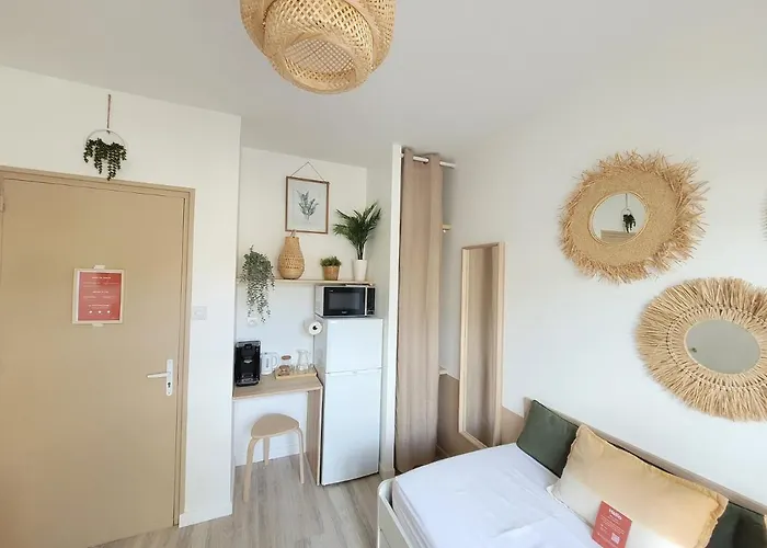 Chambre climatisée 2 lits - Proche Centre Tramway Montpellier