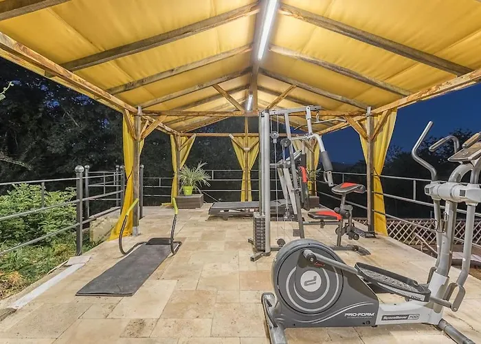Magnifique Villa Avec Piscine, Tennis Sarlat-la-Caneda