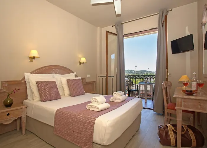 ULVF Hôtel Castel Luberon Apt