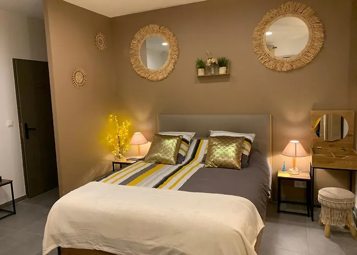 Bed and Breakfast La Di Maria Narbona
