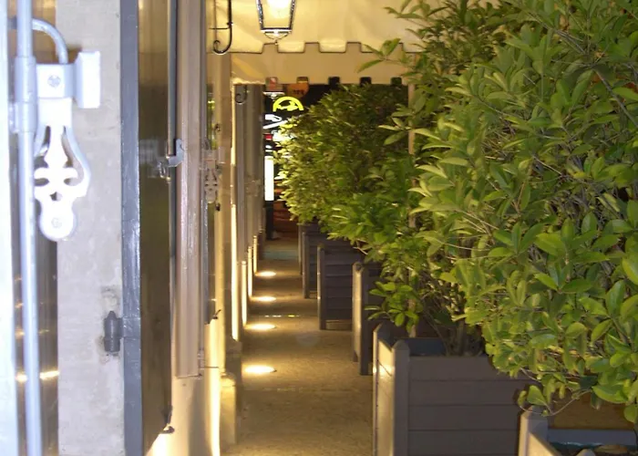 Hôtel Claude Darroze Langon 