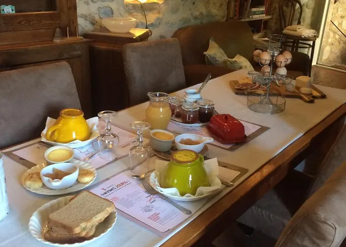 Chambres du clocher Vallon-Pont-dʼArc