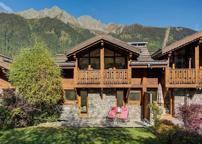 Chalet D'Olivier, Alpes Agency, Les Praz, Chamonix, Sleeps 8