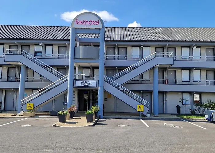 Fasthotel Roissy - Saint-Witz