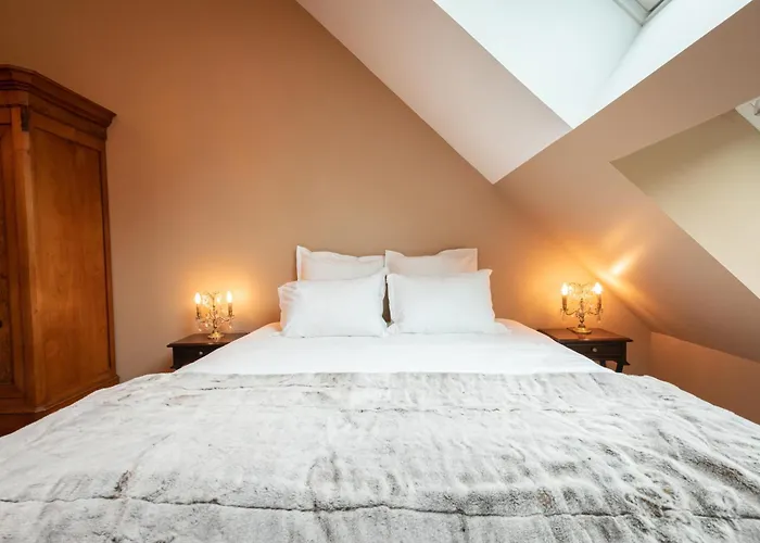 Les chambres de Charnay - Calme Charme Clim et Confort Piscine à 5 mn du péage Vierzon